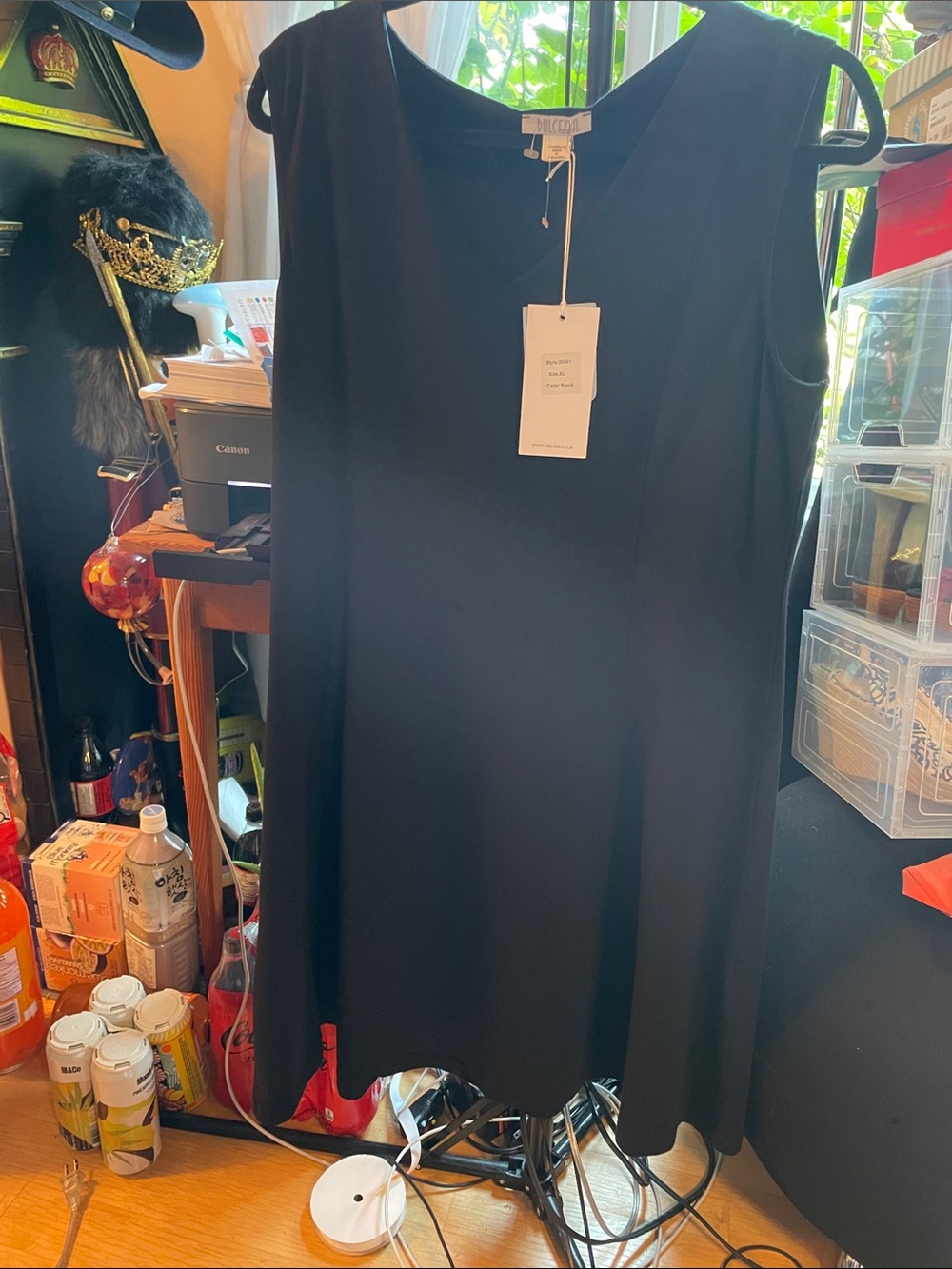 Dolcezza NEW Classic Black V-Neck Sleeveless Mini Dress